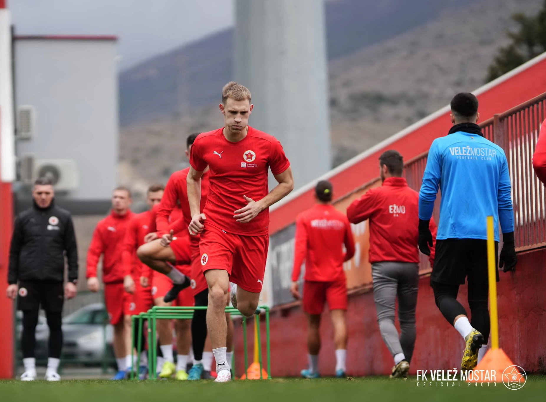 Ponavljaju se greške u sredini, ali ima i  dobrih stvari